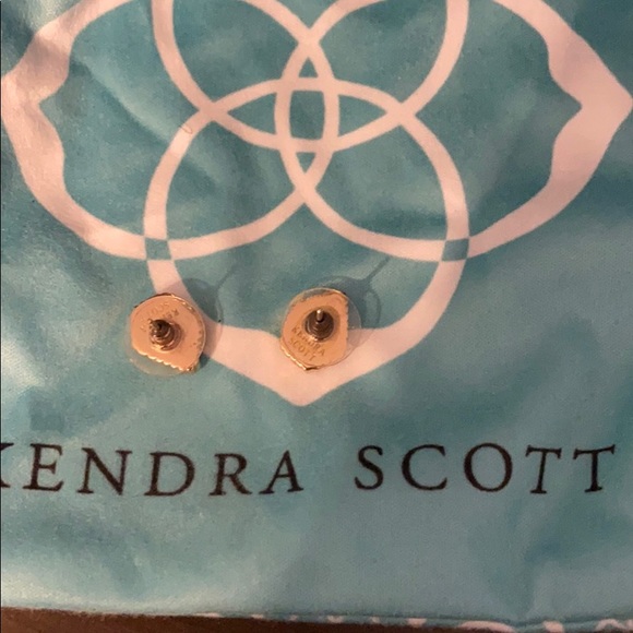 Kendra Scott rose gold druzy studs! - Picture 2 of 3